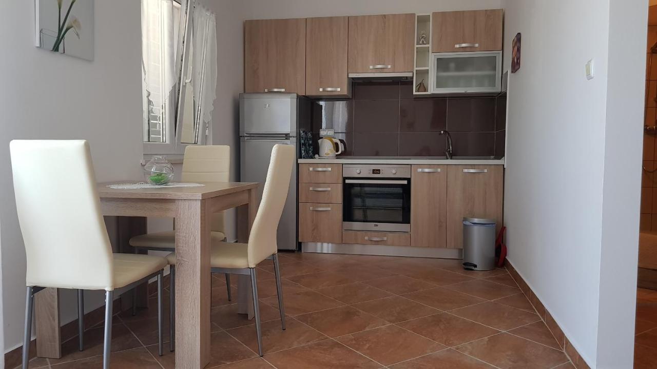 Ruzica Apartments Mirca  Ngoại thất bức ảnh