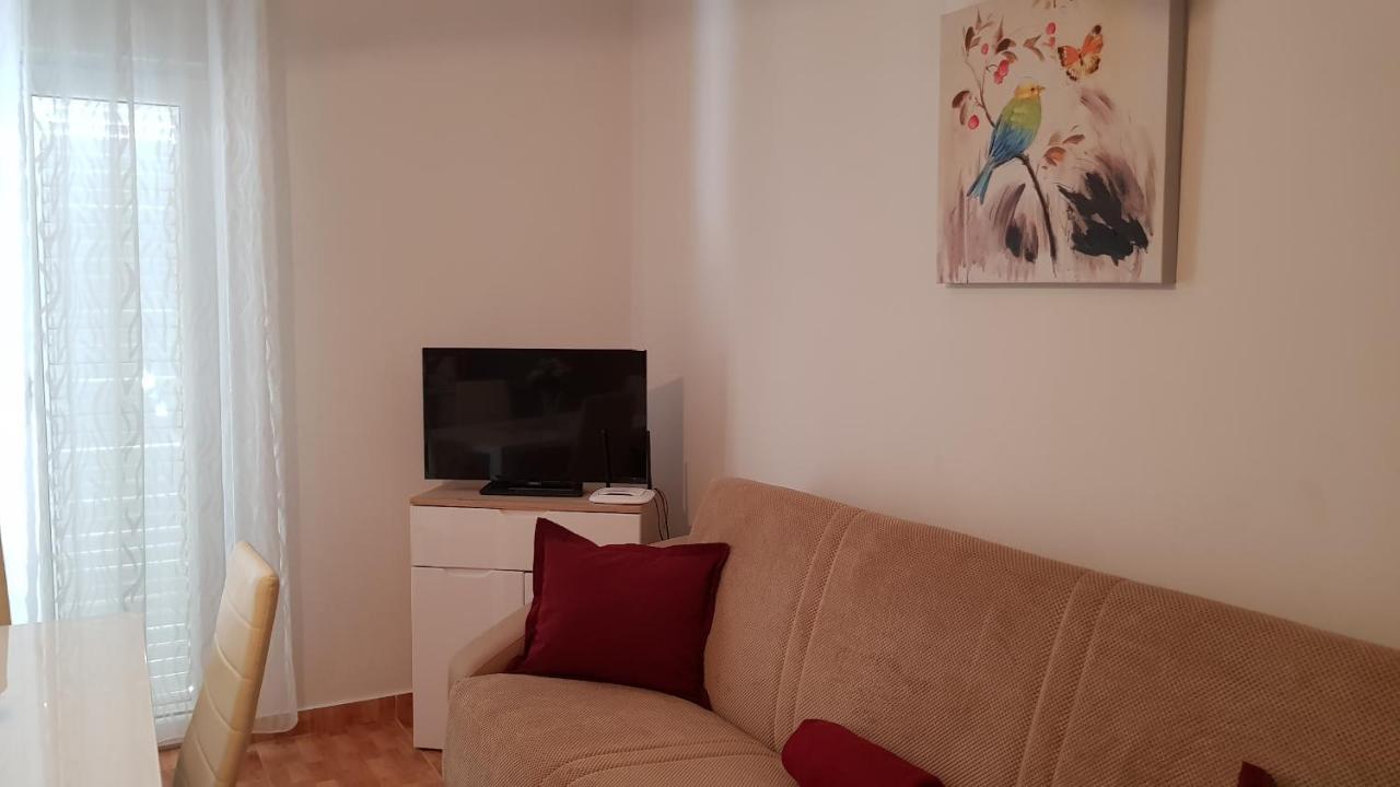 Ruzica Apartments Mirca  Ngoại thất bức ảnh