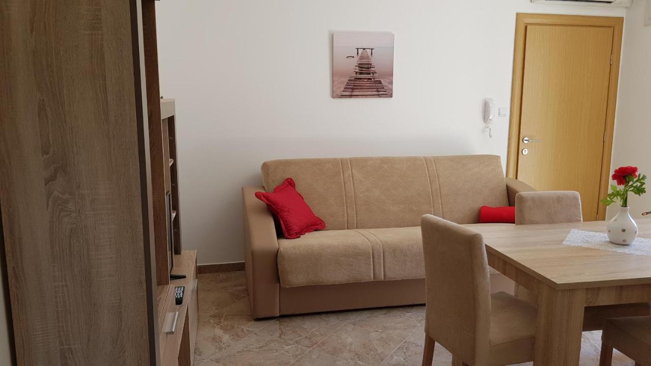 Ruzica Apartments Mirca  Ngoại thất bức ảnh