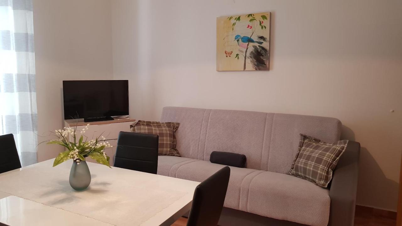 Ruzica Apartments Mirca  Ngoại thất bức ảnh