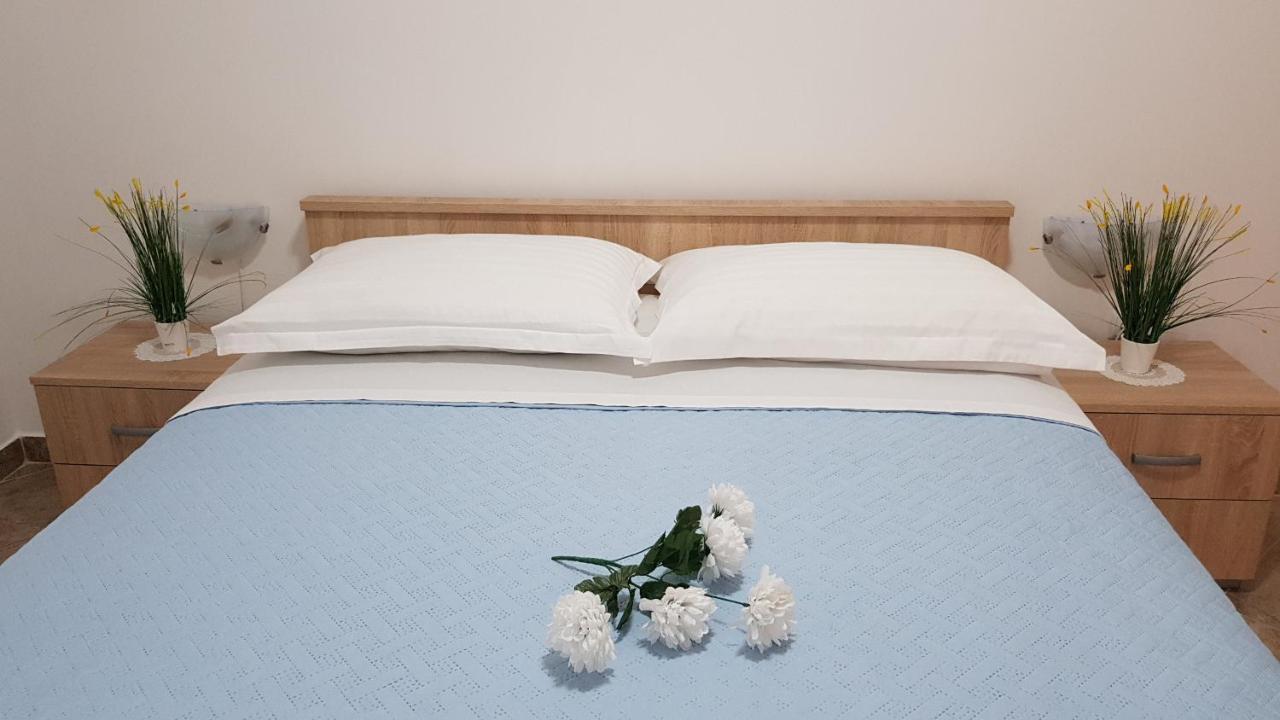 Ruzica Apartments Mirca  Ngoại thất bức ảnh